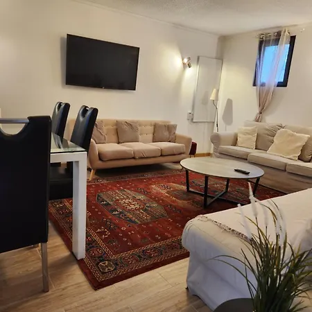 Suite Familiale Moderne Proche Paris, 2 Ch, Jardin & Parking Gratuit