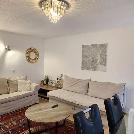 Suite Familiale Moderne Proche Paris, 2 ch, Jardin&Parking gratuit *