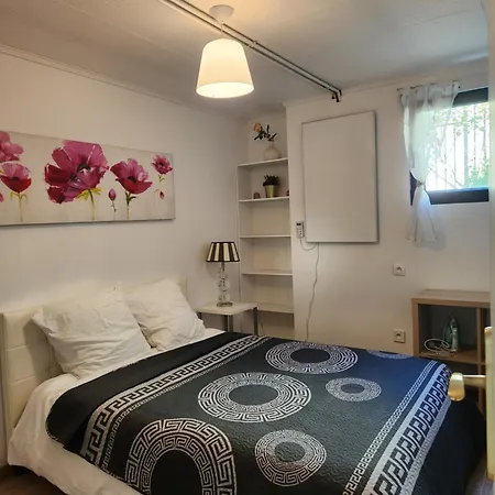 Appartement Suite Familiale Moderne Proche Paris, 2 ch, Jardin&Parking gratuit